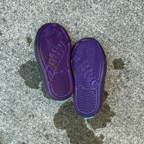 Native Shoes Kids Water Shoes in Deep Purple - Picture 8 of 10